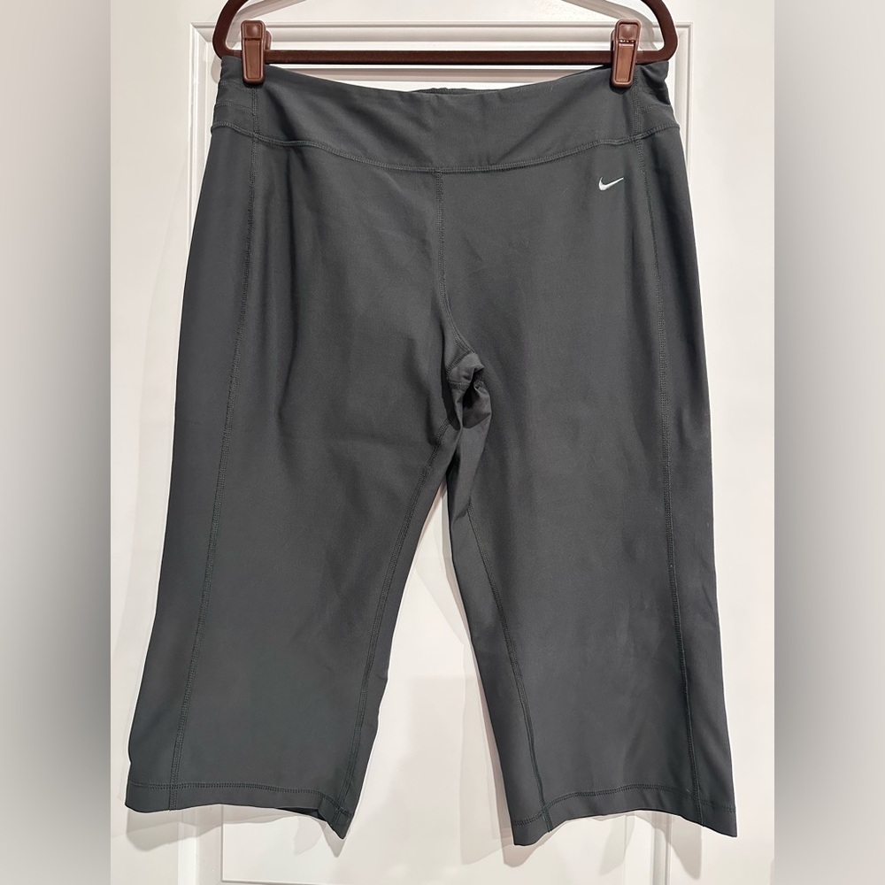 Women’s Nike Capri Leggings